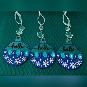 “Hello Winter”  Seasonal Ornament